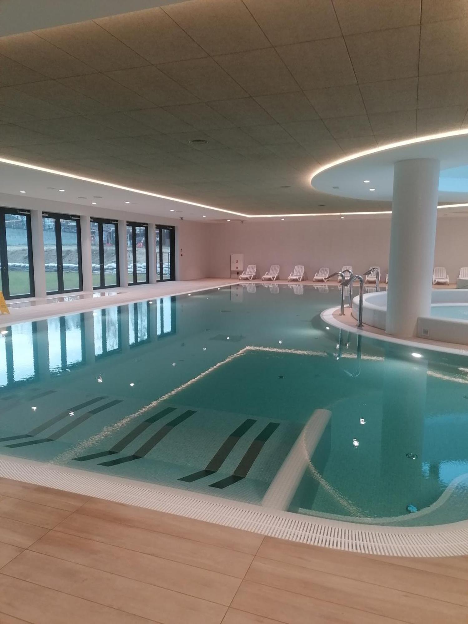Pinea Apartament Z Widokiem Na Morze Z Basenem I Spa Przy Plazy Pobierowo Bagian luar foto